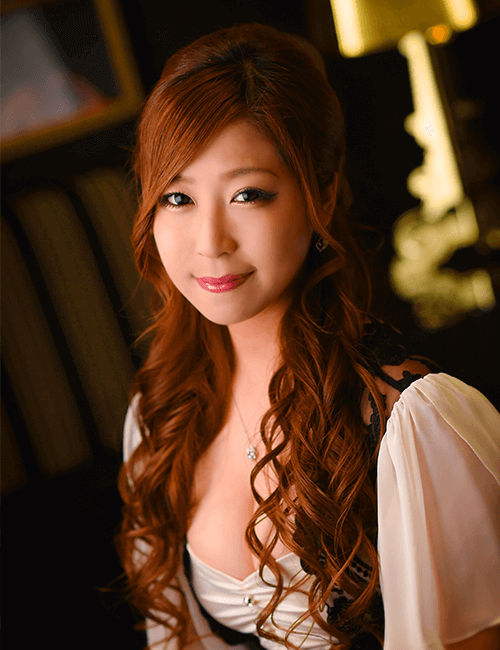 輝咲まゆ